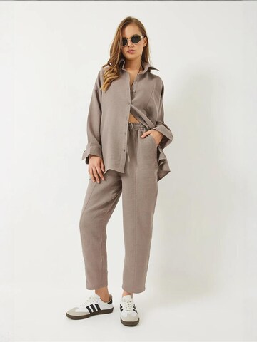 Bianco Lucci - Calças de fato em castanho: frente