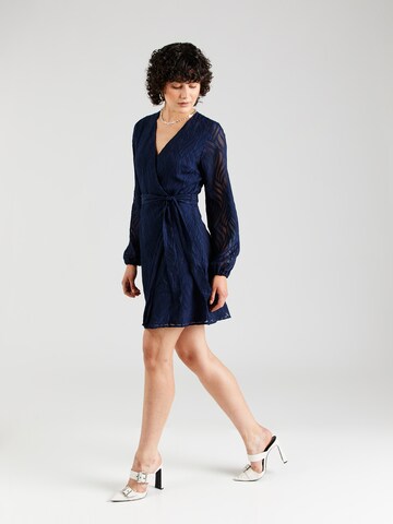 Robe 'Jolina' ABOUT YOU en bleu