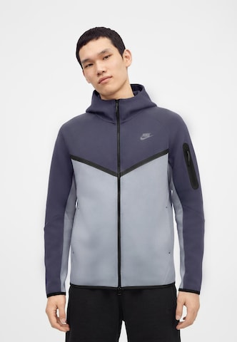 Giacca di felpa 'Tech Fleece' di Nike Sportswear in grigio: frontale