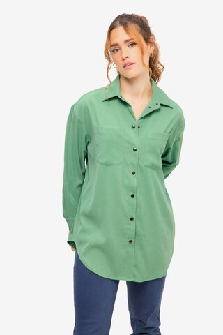 Studio Untold Blouse in Groen: voorkant