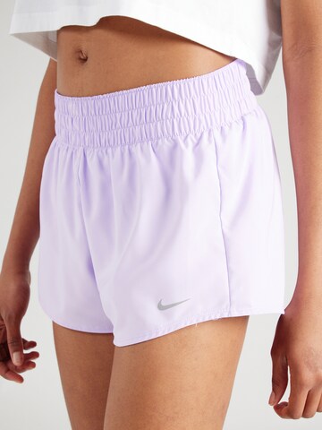 NIKE Regular Sportbroek 'One' in Lila