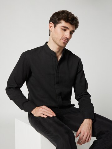 ABOUT YOU x Kevin Trapp Regular fit Button Up Shirt 'Valentin' in Black: front