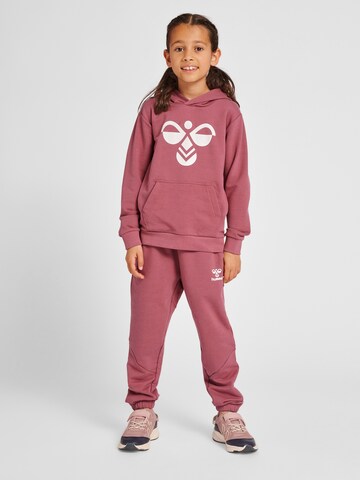 Hummel Tapered Sporthose in Pink