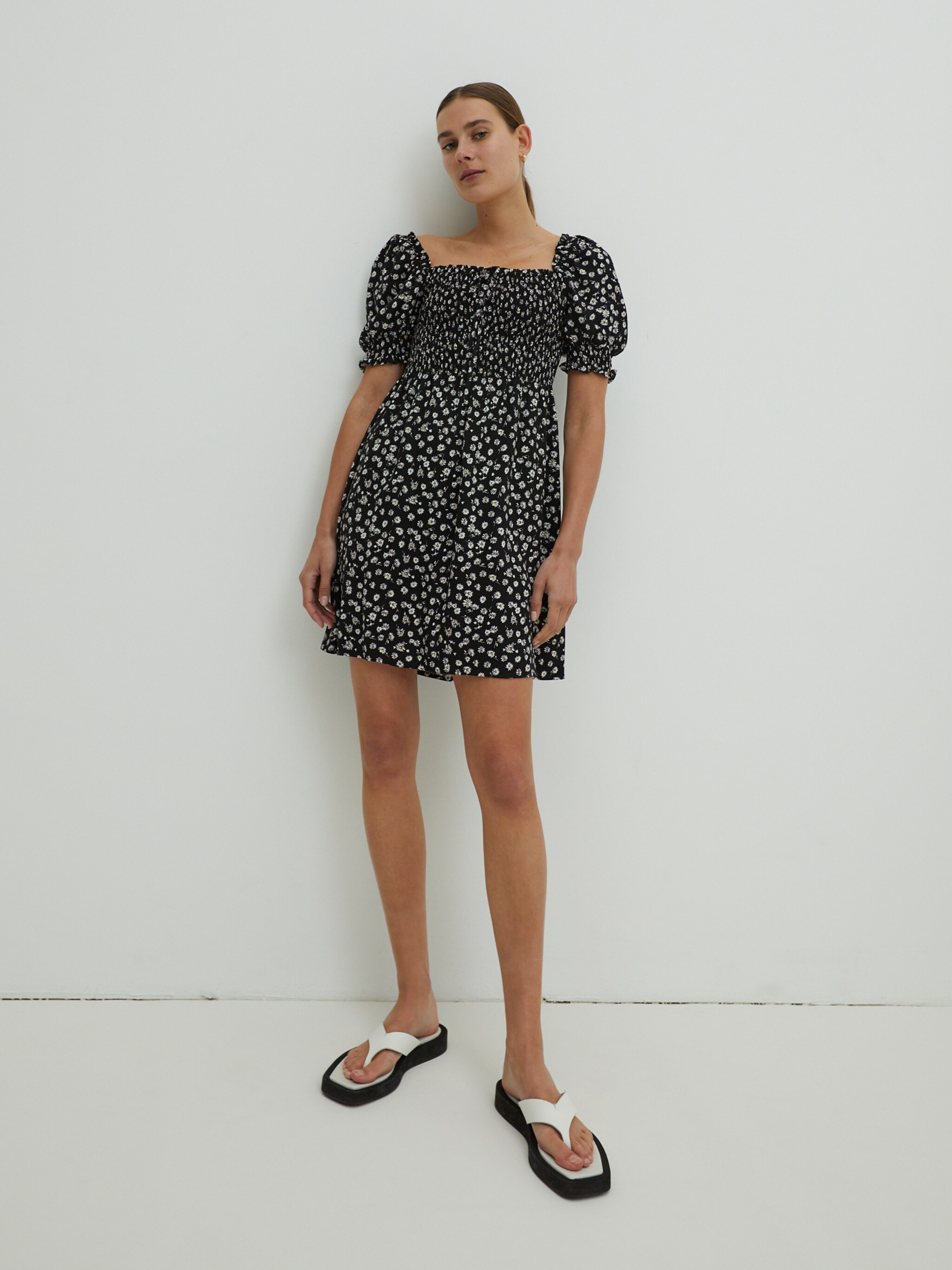 EDITED Producten Jurk 'Charlee' Zwart