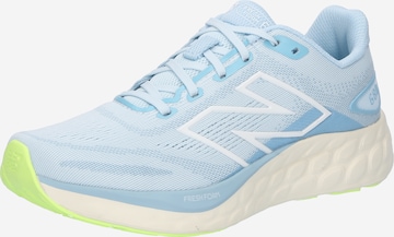 Chaussure de course '680' new balance en bleu : devant