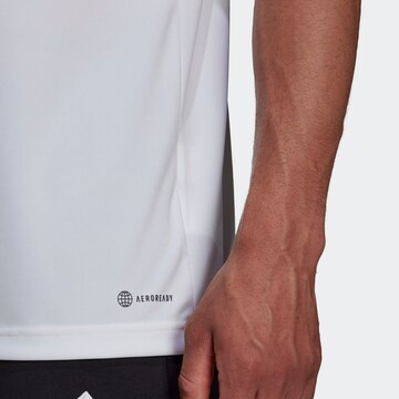 T-Shirt fonctionnel 'Entrada 22' ADIDAS SPORTSWEAR en blanc