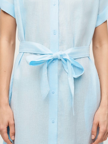 TOMMY HILFIGER Платье-рубашка в Синий