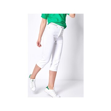 TONI Slim fit Pants in White: front