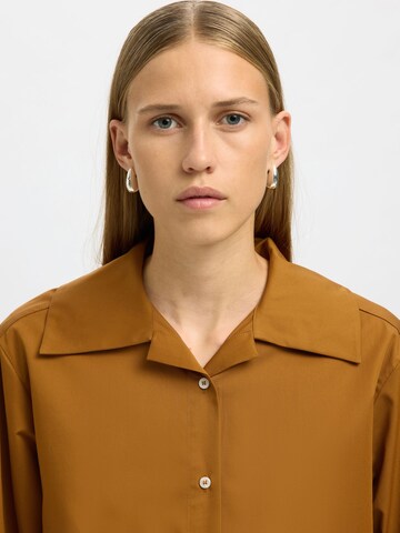 SELECTED Bluse i brun