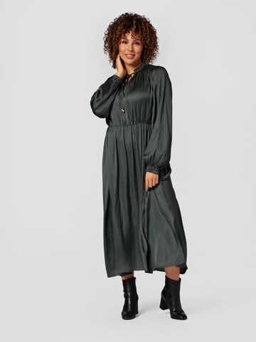 Robe-chemise 'Juana' Guido Maria Kretschmer Curvy en vert