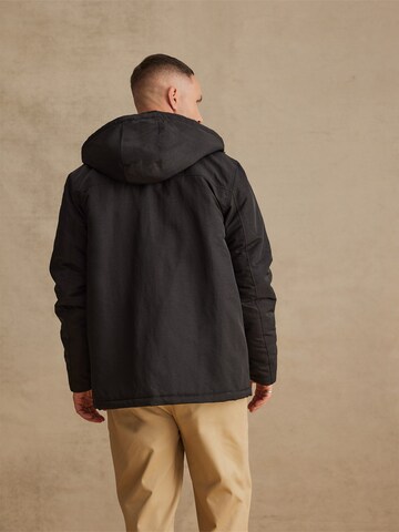 DAN FOX APPAREL Between-season jacket 'Jannik' in Black