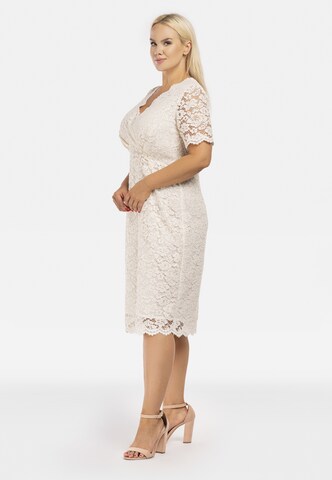 Karko Dress ' MEGGI ' in Beige