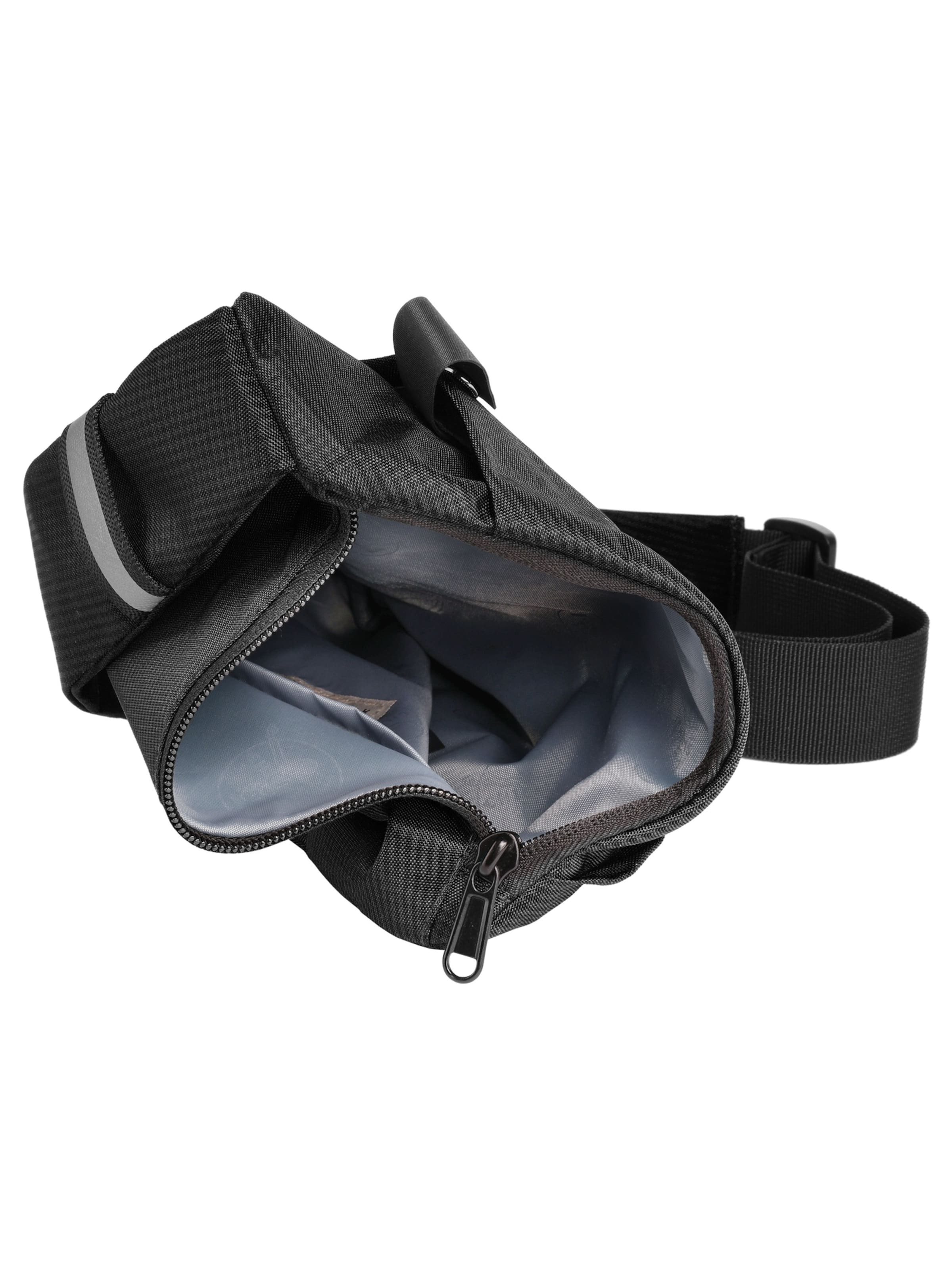 Sac à bandoulière 'LIGHT N BASE' CHIEMSEE en noir