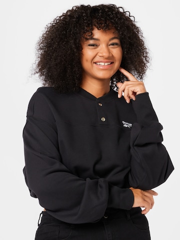 Reebok Sweatshirt in Black: front