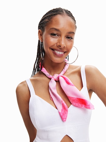 Foulard Desigual en rose : devant