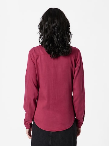 Camicia da donna 'BISTA' di VILA in rosso