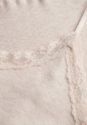 Superdry Top 'Essential' in Beige