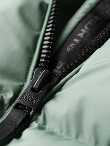 Superdry - Chaqueta de invierno en verde