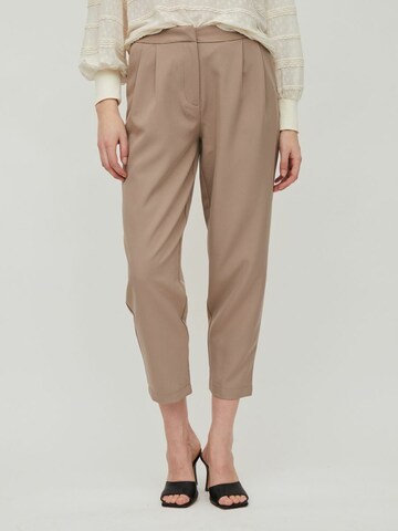 VILA Loose fit Pleat-Front Pants 'Petria' in Beige: front