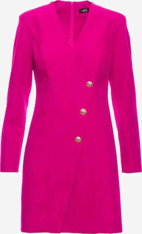 made of emotion - Vestido en rosa: frente