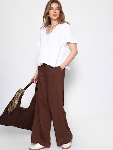 SASSYCLASSY Shirt in White