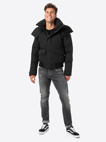 Superdry Overgangsjakke 'Everest' i sort