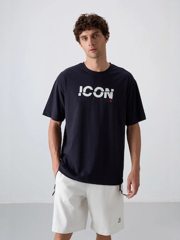 Tommy Life Shirt in Blue: front