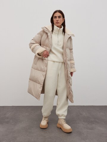 EDITED - Abrigo de invierno 'Oda' en beige