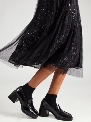 PRINCESS GOES HOLLYWOOD Skirt in Black