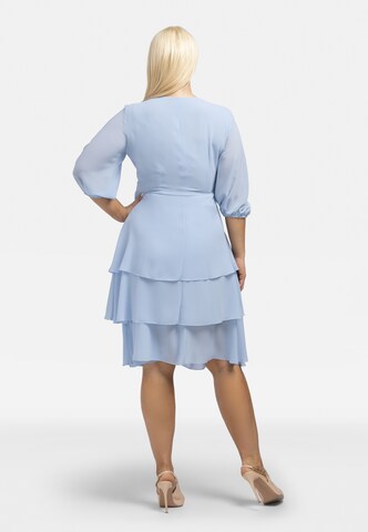 Robe de cocktail 'NARCYZA' Karko en bleu