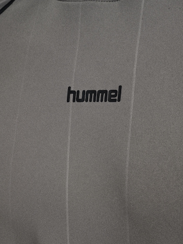 T-Shirt fonctionnel 'Pitch' Hummel en gris