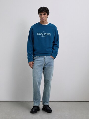 Scalpers Sweatshirt in Blue: front