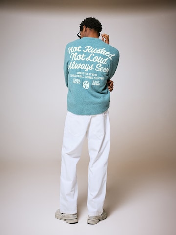 Pull-over Bershka en vert : devant