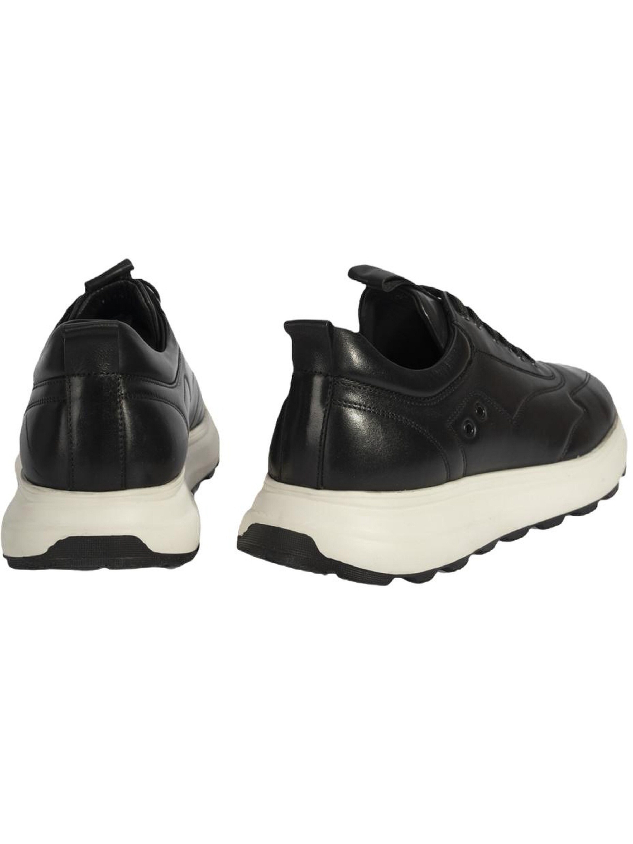 Desa Slipper 'Trainer'‌‌ in Schwarz