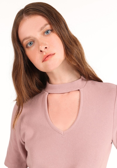 Colin's T-shirt en rose ancienne, Vue avec produit