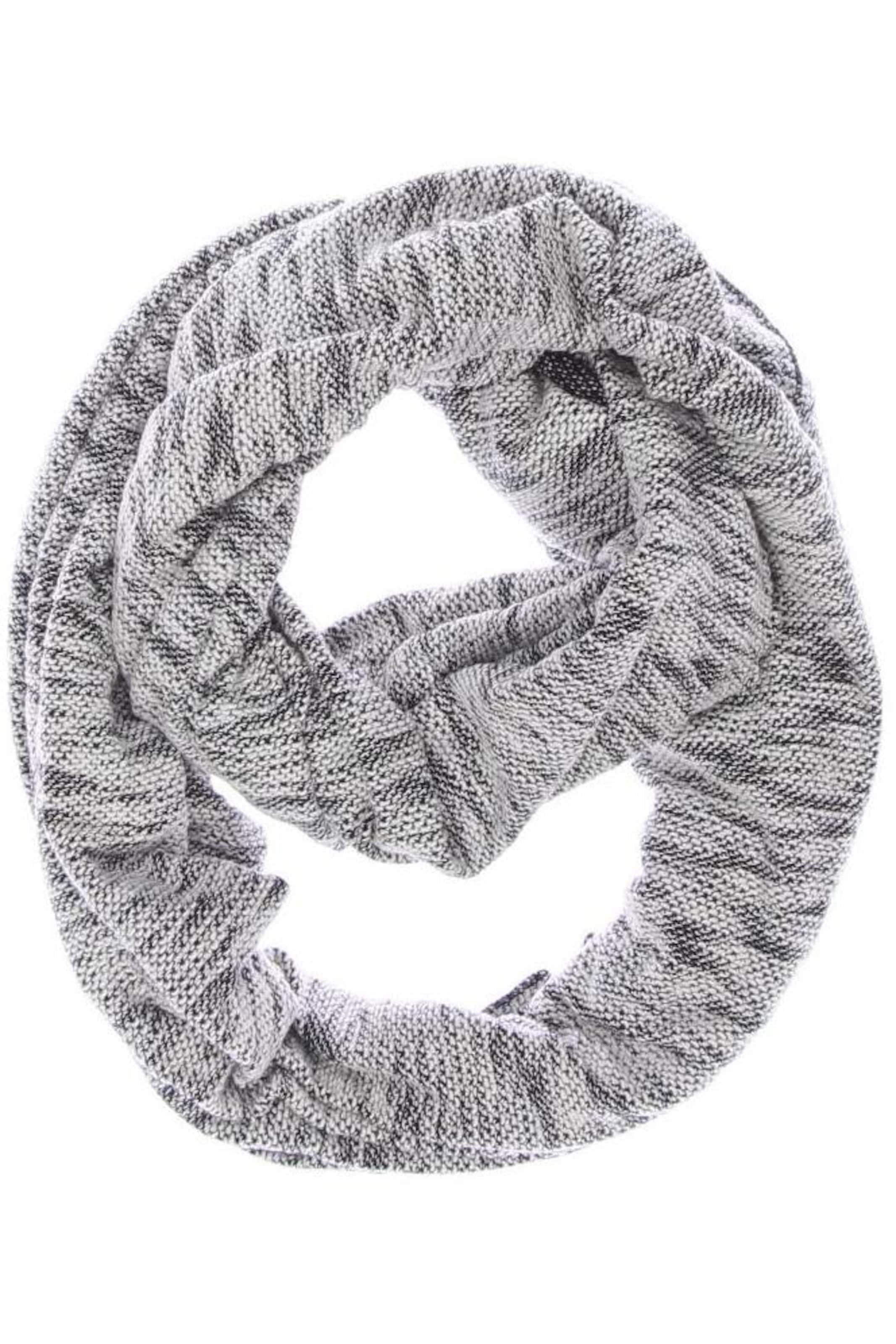 OPUS Scarf & Wrap in One size in White: front