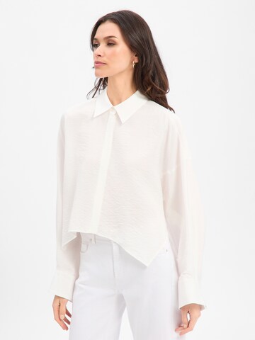 DRYKORN Blouse ' Oshia ' in White: front