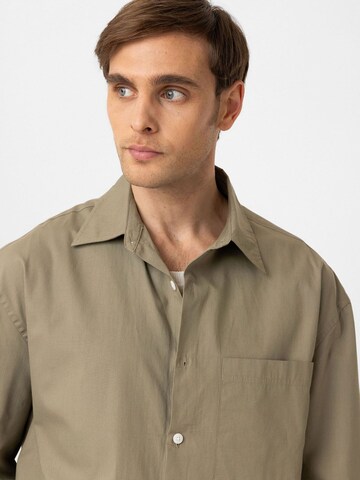Coupe regular Chemise 'Jimin' Antioch en vert