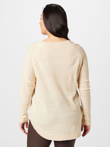 ONLY Carmakoma Sweter w kolorze beżowy