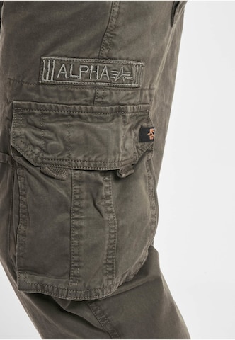 ALPHA INDUSTRIES Regular Hose 'Jet' in Grau