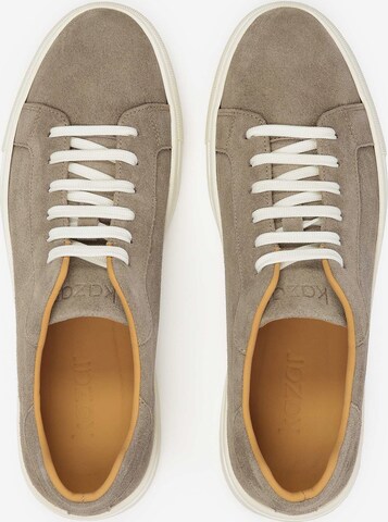 Sneaker bassa di Kazar in grigio