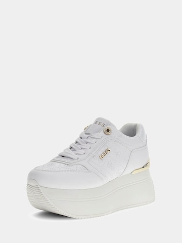 GUESS Sneaker 'Camrio' in Weiß