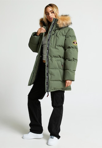Cappotto invernale 'Goshawa' di Zavetti Canada in verde
