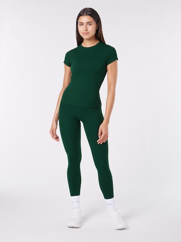 YO-GAYA Sporttop 'Short Sleeve Top' in Groen