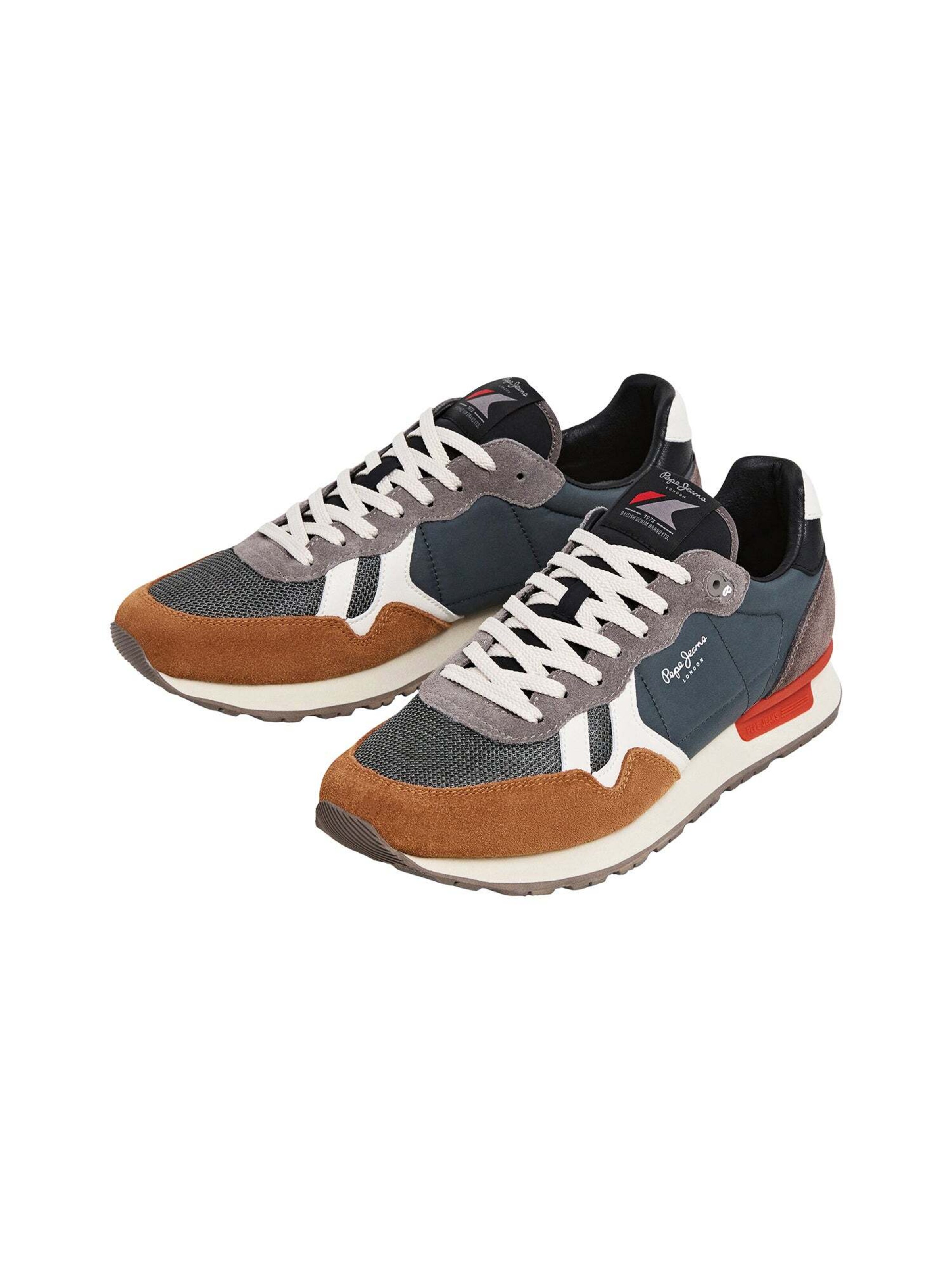 Pepe Jeans Sneakers laag 'BRIT ESSENCE M' in Bruin