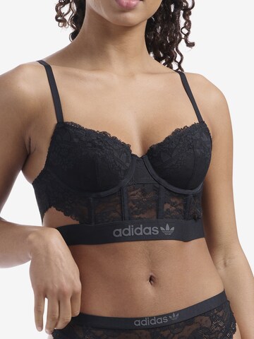 ADIDAS ORIGINALS Bustier BH ' Adi Lace ' in Zwart: voorkant