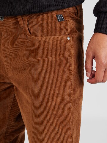 BLEND Regular Broek in Bruin