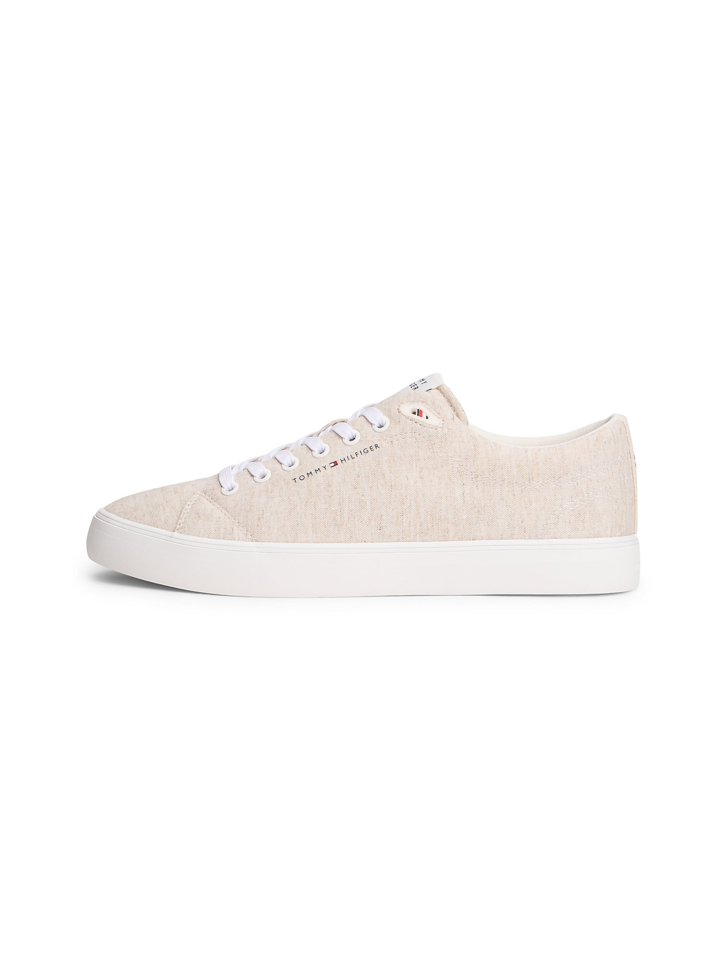 TOMMY HILFIGER Baskets basses 'Chambray Jacquard' en beige / bleu foncé, Vue avec produit