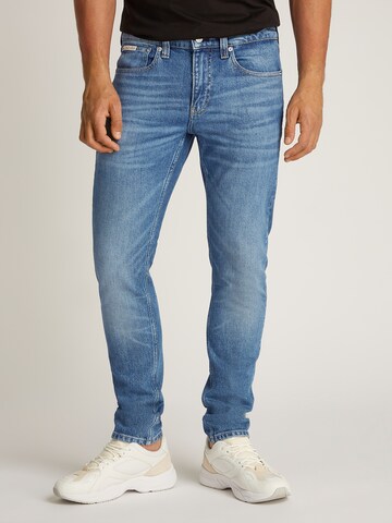 Calvin Klein Jeans Slim fit Jeans in Blue: front
