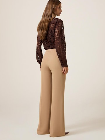 évasé Pantalon oltre en beige
